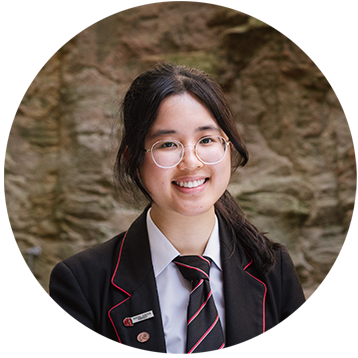 JenniLin_358px_Circle-(1).png